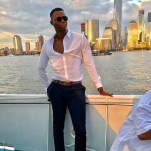 Meet your Posher, Cheick